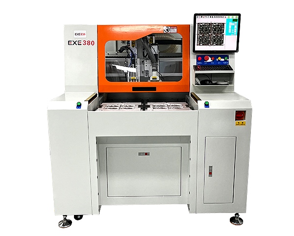 锯齿刀片午夜探花在线观看 EXE-380